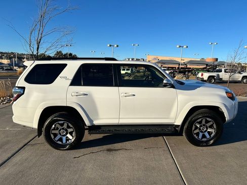 Used 2024 Toyota 4Runner TRD Off-Road Premium image 12