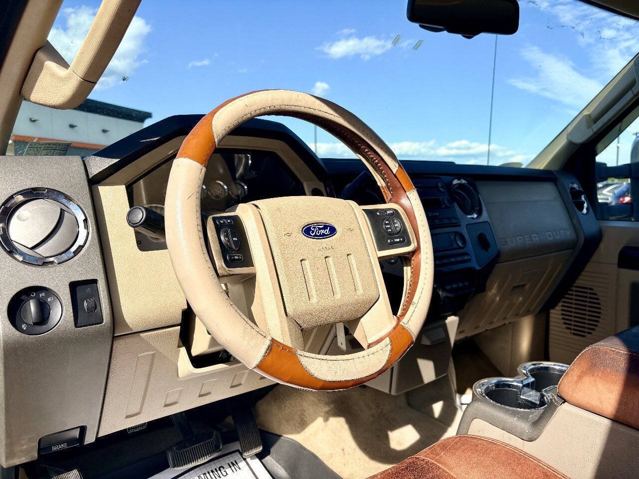 Used 2008 Ford F450 Lariat AWD/4WD image 12