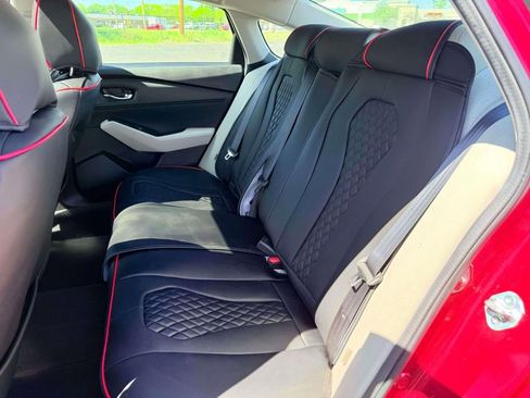 Used 2024 Honda Accord EX image 11