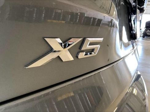 Used 2025 BMW X5 xDrive50e w/ Executive Package AWD/4WD image 9
