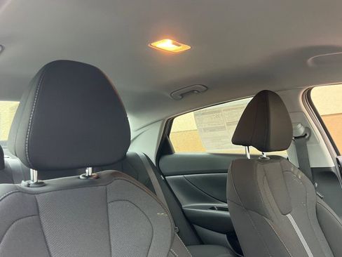 New 2026 Hyundai Elantra SE image 14