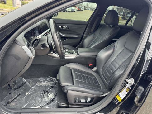 Used 2020 BMW 330i xDrive Sedan w/ M Sport Package image 13