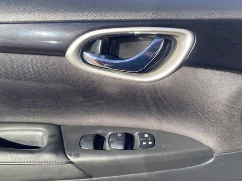 Used 2019 Nissan Sentra SV image 23