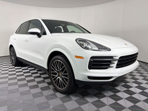 Used 2019 Porsche Cayenne S image 7