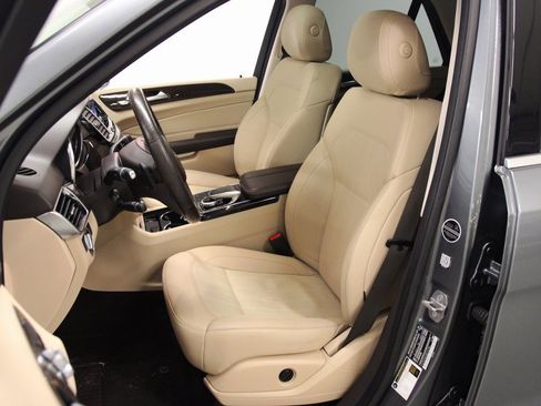 Used 2018 Mercedes-Benz GLE 350 4MATIC image 19