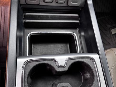 Used 2018 GMC Sierra 1500 SLT AWD/4WD image 34