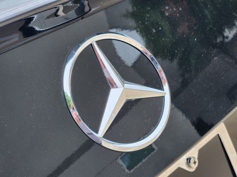 Used 2025 Mercedes-Benz C 300 Sedan image 32