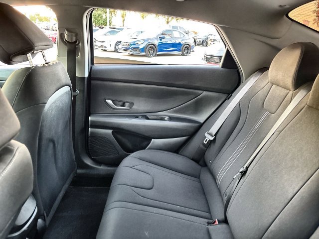 Used 2024 Hyundai Elantra SEL FWD image 14
