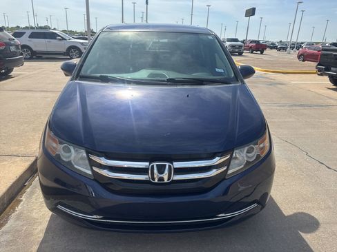 Used 2017 Honda Odyssey SE image 8