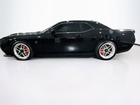Used 2022 Dodge Challenger SRT Hellcat Redeye RWD image 24