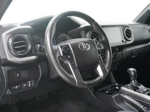 Used 2021 Toyota Tacoma TRD Sport RWD image 8