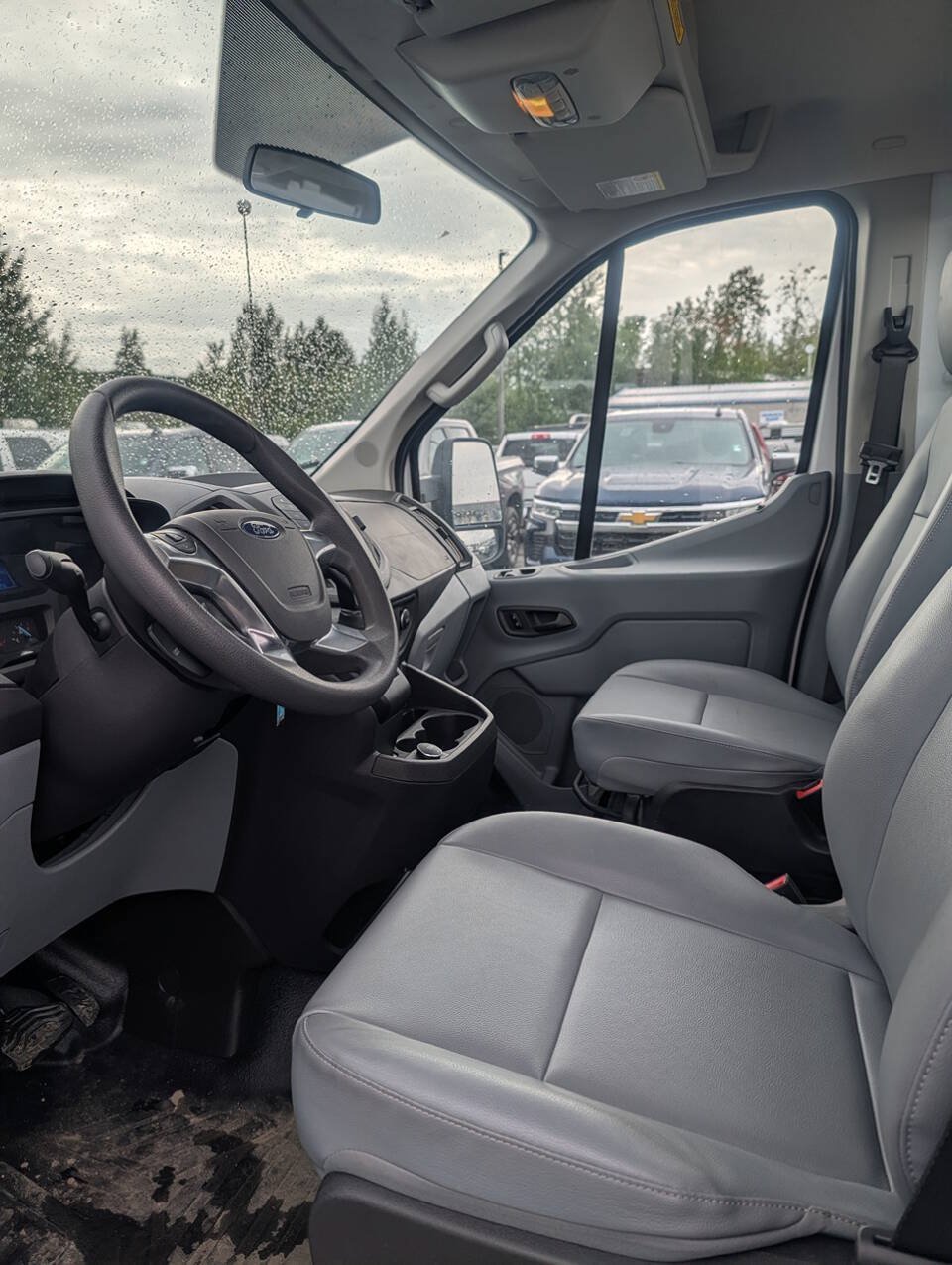 Used 2017 Ford Transit 350 138 DRW RWD image 27