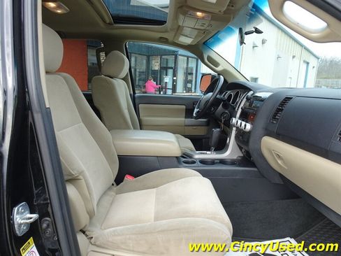 Used 2012 Toyota Sequoia SR5 AWD/4WD image 18