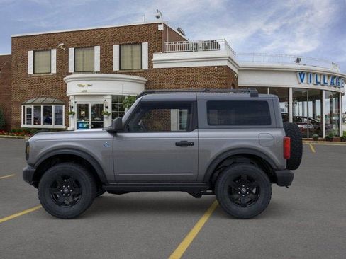Used 2024 Ford Bronco Black Diamond image 28