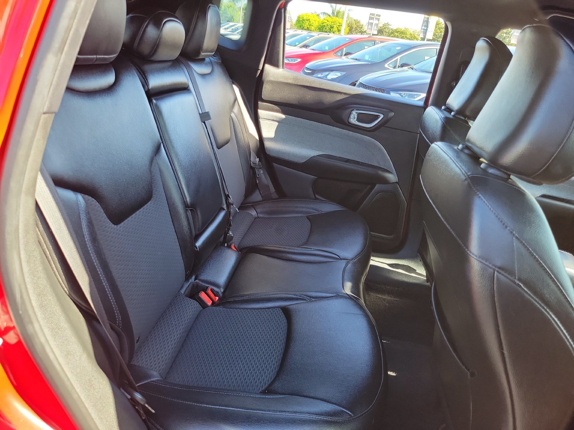 Certified 2024 Jeep Compass Latitude AWD/4WD image 18