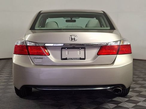 Used 2013 Honda Accord LX image 8