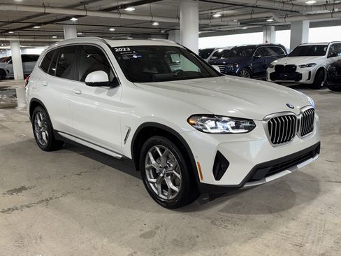 Used 2023 BMW X3 sDrive30i w/ Premium Package RWD image 2