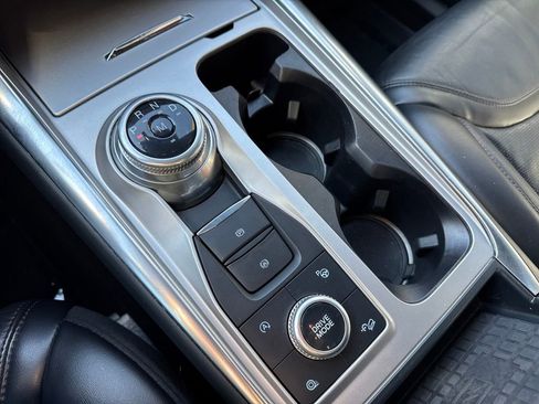 Used 2020 Ford Explorer Platinum image 54