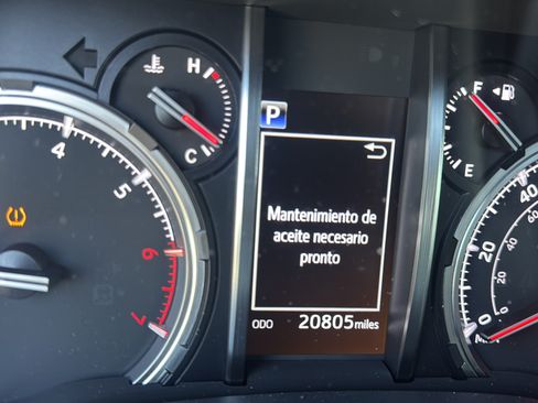 Used 2020 Toyota 4Runner Limited AWD/4WD image 17
