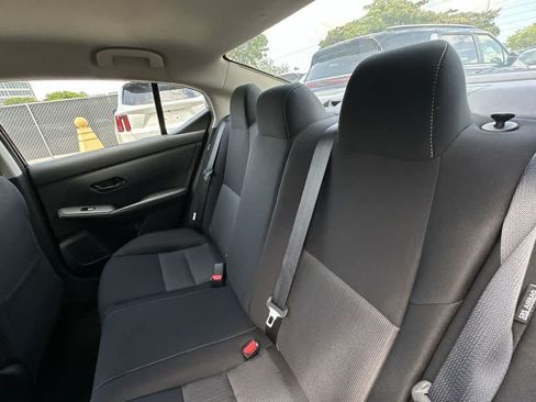 Used 2025 Nissan Sentra SV FWD image 15
