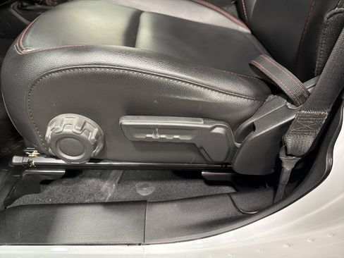 Used 2023 Jeep Gladiator Rubicon w/ LED Lighting Group image 16