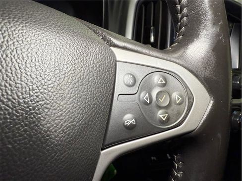 Used 2022 Chevrolet Colorado LT w/ Fleet Safety Package image 27