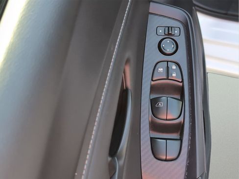 Used 2024 Nissan Sentra S FWD image 16