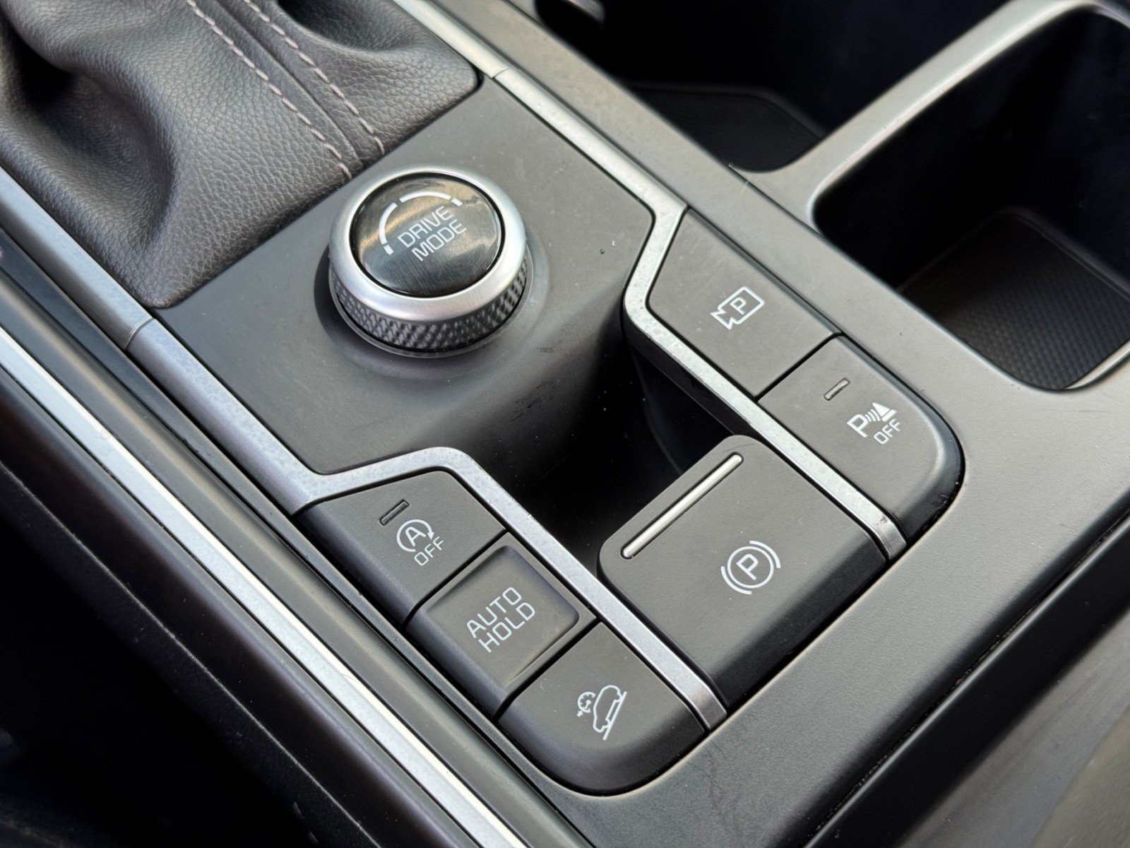Used 2022 Kia Sorento EX w/ Panoramic Sunroof Package FWD image 30