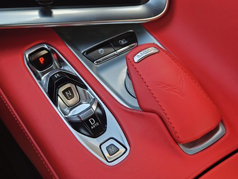 Used 2023 Chevrolet Corvette Stingray Premium Conv w/ Chrome Exterior Badge Package RWD image 21