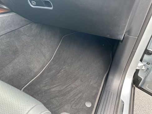 Certified 2025 Mercedes-Benz GLE 450 4MATIC image 37