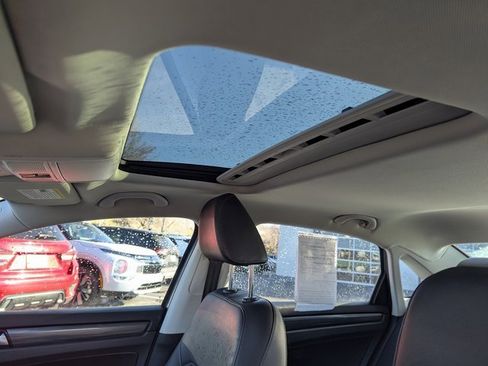 Used 2020 Volkswagen Passat 2.0T R-Line image 26