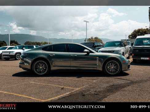 Used 2023 Porsche Panamera 4 Platinum Edition AWD/4WD image 8