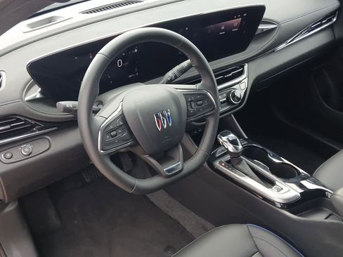 Used 2025 Buick Envista Sport Touring FWD image 22