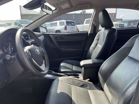 Used 2017 Toyota Corolla L FWD image 19