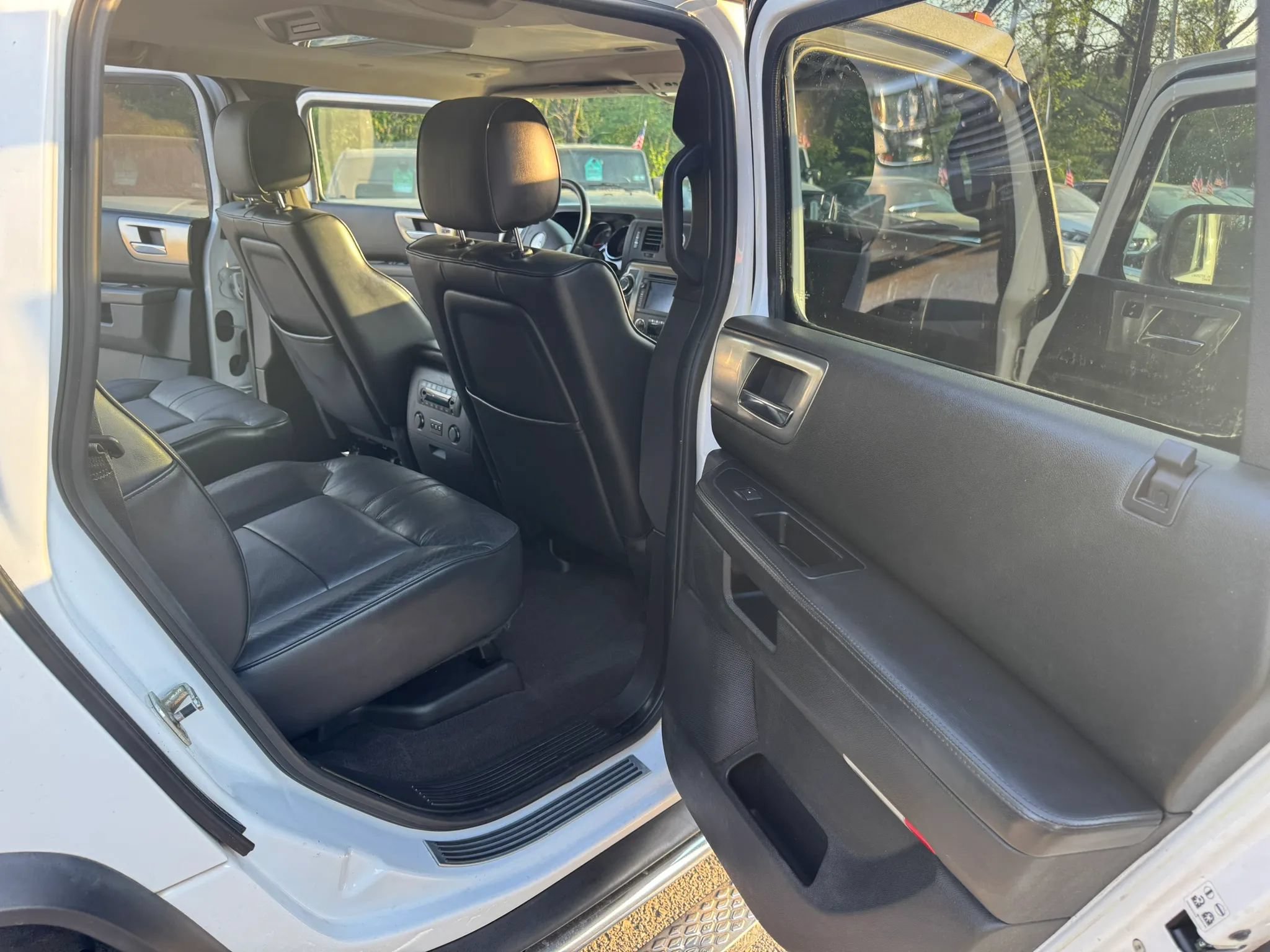 Used 2009 HUMMER H2 Luxury AWD/4WD image 12