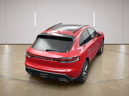 New 2026 Porsche Macan AWD/4WD image 34