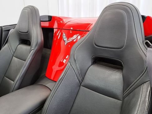 Used 2017 Chevrolet Corvette Stingray Convertible w/ 1LT image 24