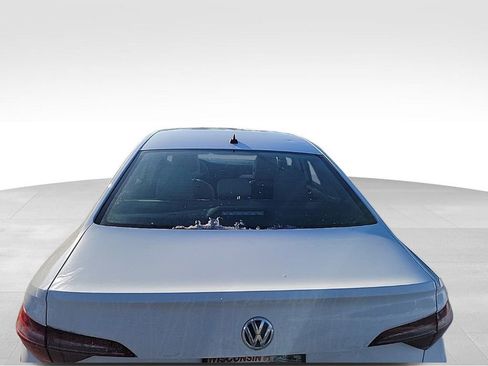 Used 2019 Volkswagen Jetta SE w/ Cold Weather Package image 7