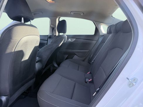 Used 2020 Kia Forte LXS image 14