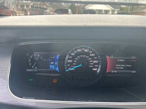 Used 2015 Ford Taurus SEL w/ Equipment Group 201A image 21