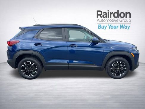 Used 2023 Chevrolet TrailBlazer LT w/ Convenience Package AWD/4WD image 8