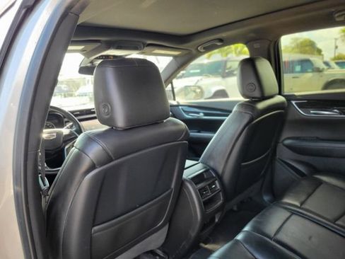 Used 2020 Cadillac XT5 Premium Luxury image 10