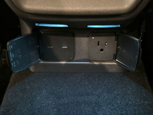 New 2025 Ford Bronco Outer Banks image 29