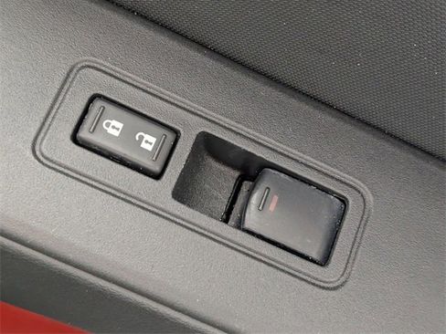 Used 2024 Nissan Frontier PRO-4X w/ Off-Road Protection Package image 35