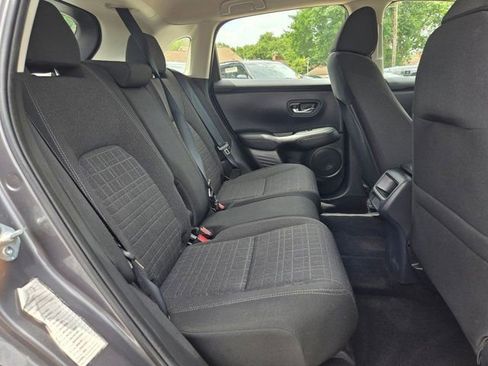 Used 2025 Honda HR-V LX image 26