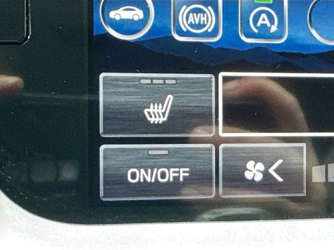 Used 2020 Subaru Outback Premium AWD/4WD image 19