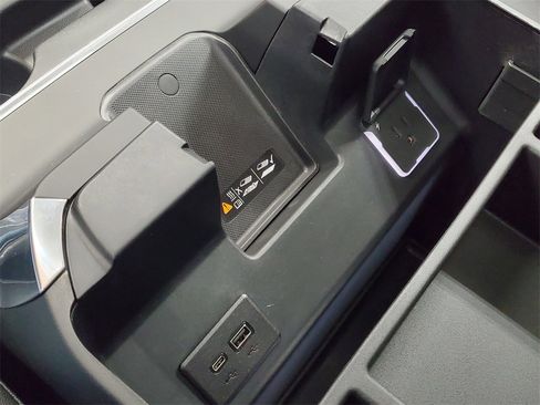 New 2026 GMC Sierra 2500 SLT w/ SLT Premium Package image 28