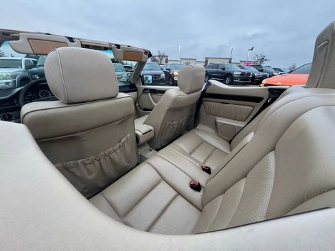 Used 1995 Mercedes-Benz E 320 Convertible image 20
