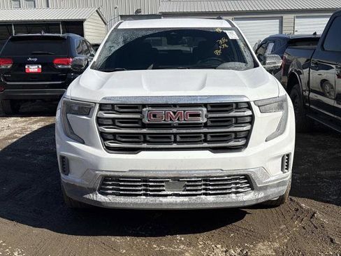 Used 2025 GMC Acadia Elevation image 1