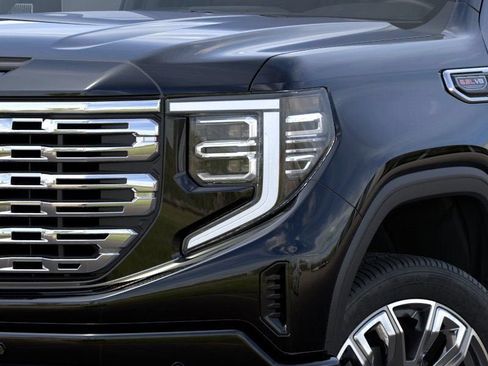 New 2026 GMC Sierra 1500 Denali w/ Denali Reserve Package AWD/4WD image 11